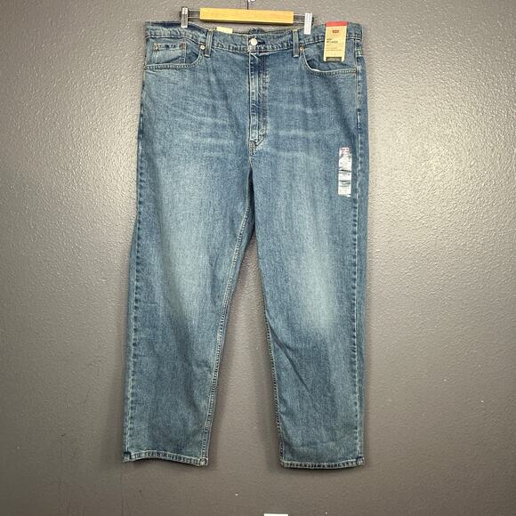 Levi's 550 Relaxed Men's 44x32 Light Wash Stretch NEW - Picture 1 of 5